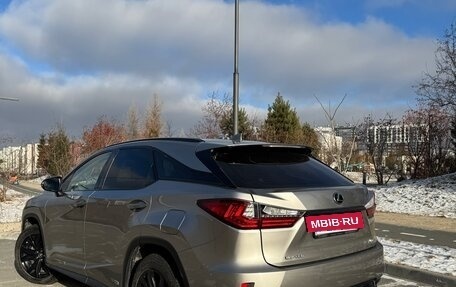 Lexus RX IV рестайлинг, 2018 год, 4 850 000 рублей, 4 фотография