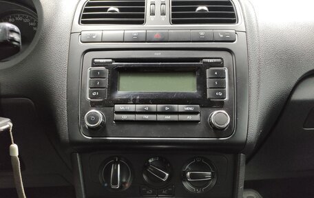 Volkswagen Polo VI (EU Market), 2012 год, 550 000 рублей, 12 фотография