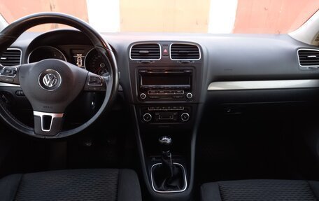 Volkswagen Golf VI, 2012 год, 1 200 000 рублей, 24 фотография