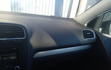 Volkswagen Golf VI, 2012 год, 1 200 000 рублей, 28 фотография