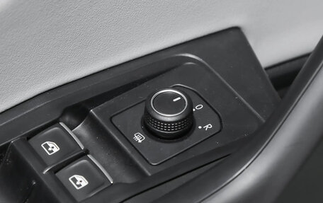 Volkswagen T-Roc I, 2024 год, 2 825 000 рублей, 40 фотография