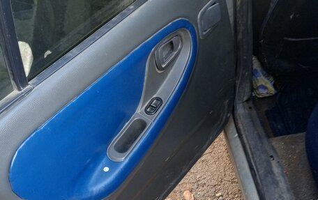 Daewoo Nexia I рестайлинг, 2004 год, 65 000 рублей, 3 фотография