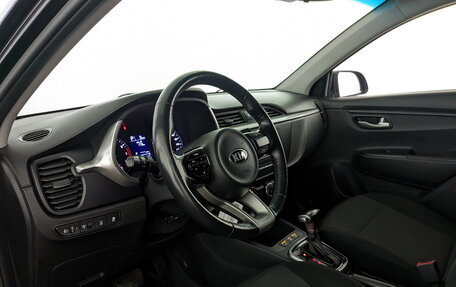 KIA Rio IV, 2021 год, 980 000 рублей, 16 фотография