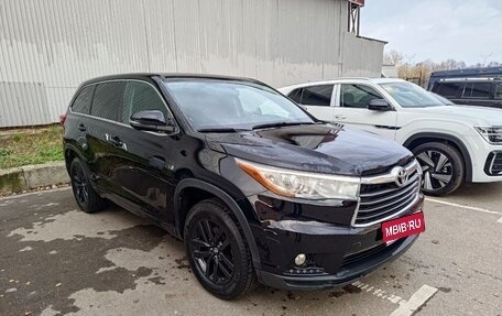 Toyota Highlander III, 2015 год, 3 500 000 рублей, 1 фотография