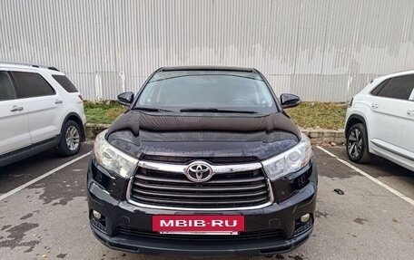 Toyota Highlander III, 2015 год, 3 500 000 рублей, 2 фотография