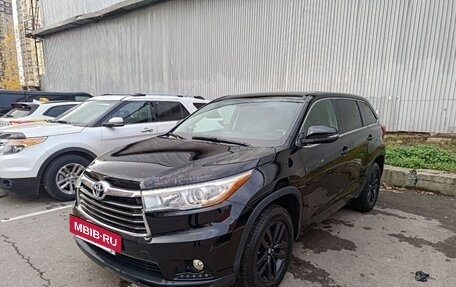 Toyota Highlander III, 2015 год, 3 500 000 рублей, 3 фотография
