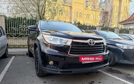 Toyota Highlander III, 2015 год, 3 500 000 рублей, 15 фотография