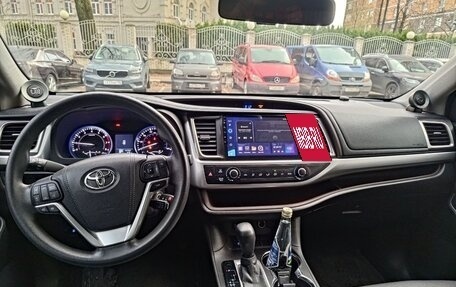 Toyota Highlander III, 2015 год, 3 500 000 рублей, 11 фотография