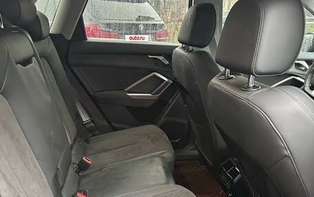 Audi Q3, 2022 год, 2 450 000 рублей, 9 фотография