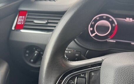 Skoda Octavia, 2019 год, 1 690 000 рублей, 10 фотография