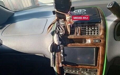 Toyota Ipsum II, 1998 год, 550 000 рублей, 8 фотография