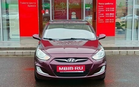 Hyundai Solaris II рестайлинг, 2011 год, 770 000 рублей, 2 фотография