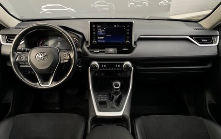 Toyota RAV4, 2021 год, 3 650 900 рублей, 4 фотография