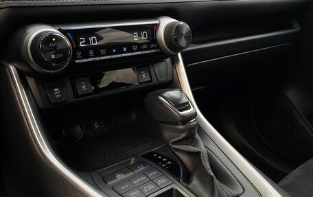 Toyota RAV4, 2021 год, 3 650 900 рублей, 11 фотография