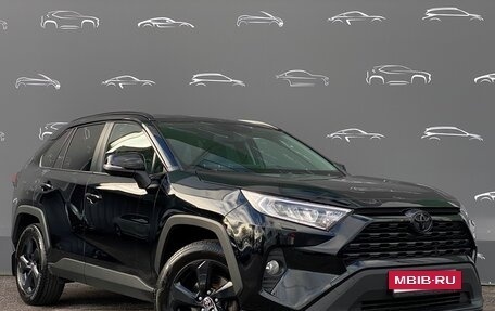 Toyota RAV4, 2021 год, 3 650 900 рублей, 2 фотография