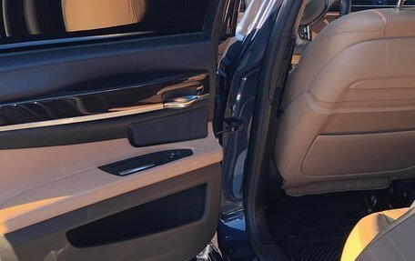 BMW 7 серия, 2012 год, 1 860 000 рублей, 10 фотография