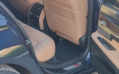 BMW 7 серия, 2012 год, 1 860 000 рублей, 11 фотография