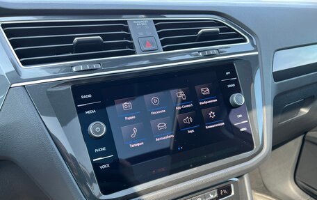 Volkswagen Tiguan II, 2019 год, 4 349 000 рублей, 23 фотография