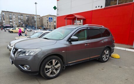 Nissan Pathfinder, 2016 год, 2 120 000 рублей, 9 фотография