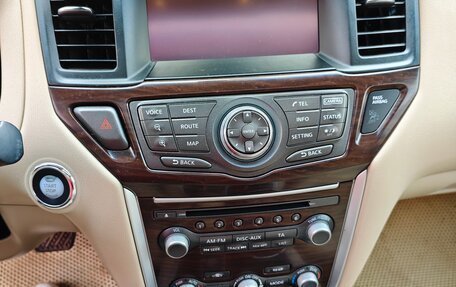 Nissan Pathfinder, 2016 год, 2 120 000 рублей, 12 фотография