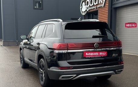 Volkswagen Teramont I, 2022 год, 5 250 000 рублей, 2 фотография