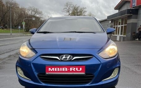 Hyundai Solaris II рестайлинг, 2012 год, 480 000 рублей, 4 фотография
