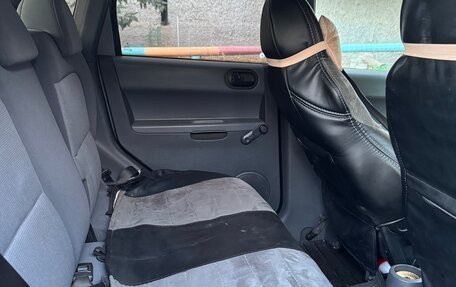 Mitsubishi Colt VI рестайлинг, 2006 год, 330 000 рублей, 3 фотография