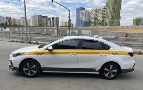 KIA Cerato IV, 2021 год, 1 900 000 рублей, 2 фотография
