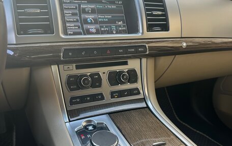 Jaguar XF I рестайлинг, 2011 год, 1 000 000 рублей, 12 фотография