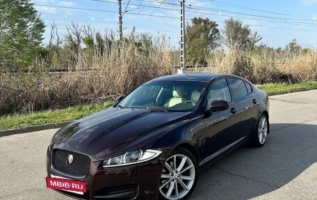 Jaguar XF I рестайлинг, 2011 год, 1 000 000 рублей, 11 фотография
