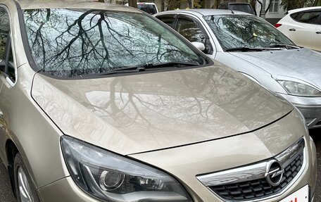 Opel Astra J, 2011 год, 610 000 рублей, 4 фотография