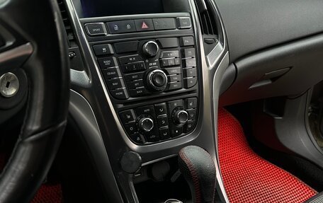 Opel Astra J, 2011 год, 610 000 рублей, 16 фотография