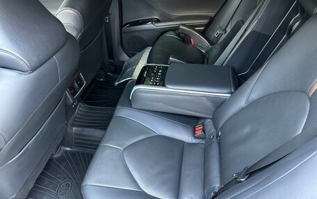 Toyota Camry, 2018 год, 3 500 000 рублей, 12 фотография