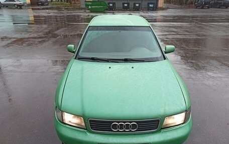 Audi A4, 1998 год, 250 000 рублей, 2 фотография