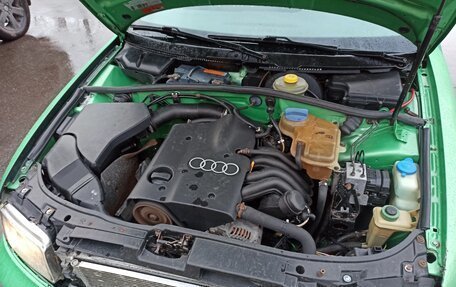 Audi A4, 1998 год, 250 000 рублей, 22 фотография