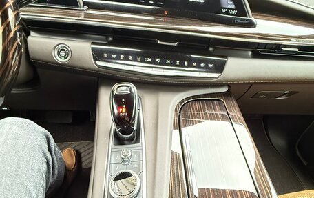 Cadillac Escalade V, 2022 год, 11 500 000 рублей, 5 фотография