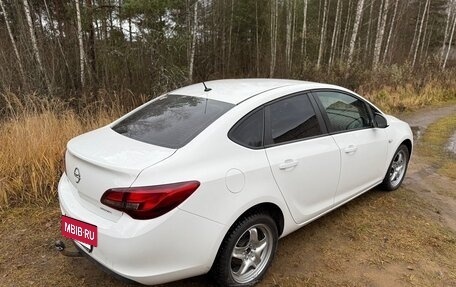 Opel Astra J, 2014 год, 850 000 рублей, 5 фотография
