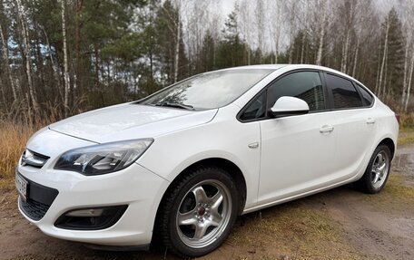 Opel Astra J, 2014 год, 850 000 рублей, 15 фотография