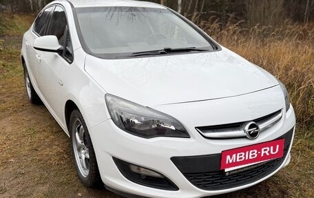 Opel Astra J, 2014 год, 850 000 рублей, 10 фотография