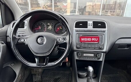 Volkswagen Polo VI (EU Market), 2017 год, 1 050 000 рублей, 5 фотография