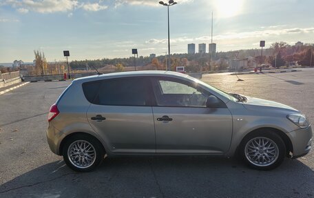 KIA cee'd I рестайлинг, 2011 год, 550 000 рублей, 7 фотография