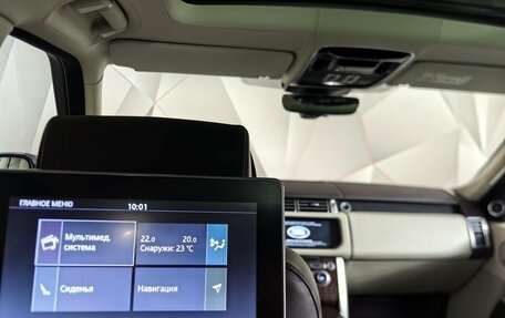 Land Rover Range Rover IV рестайлинг, 2017 год, 4 895 000 рублей, 19 фотография