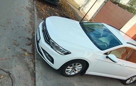 Volkswagen Passat B8 рестайлинг, 2021 год, 2 700 000 рублей, 14 фотография