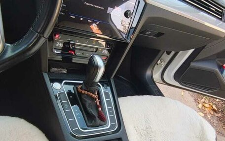 Volkswagen Passat B8 рестайлинг, 2021 год, 2 700 000 рублей, 5 фотография