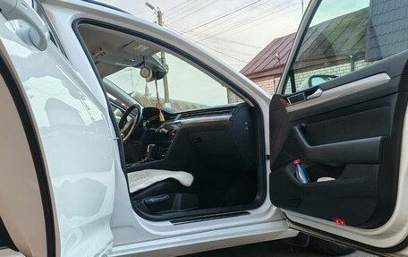 Volkswagen Passat B8 рестайлинг, 2021 год, 2 700 000 рублей, 11 фотография