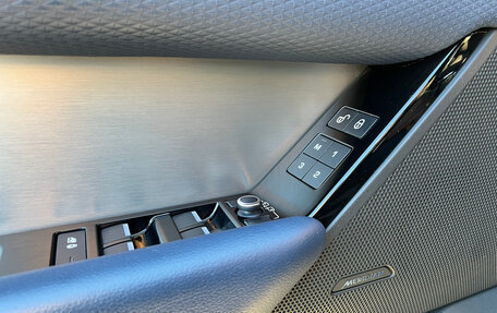 Land Rover Range Rover Velar I, 2018 год, 4 850 000 рублей, 6 фотография