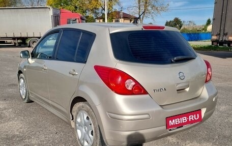 Nissan Tiida, 2010 год, 625 000 рублей, 1 фотография