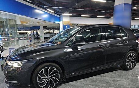 Volkswagen Golf VIII, 2021 год, 1 587 000 рублей, 3 фотография