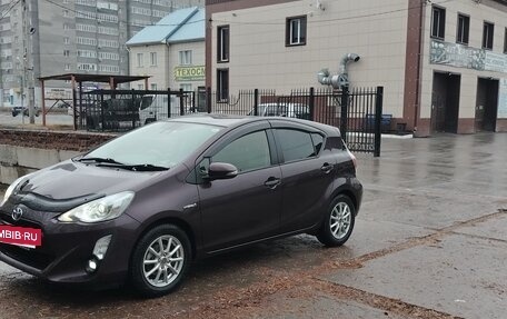 Toyota Aqua I, 2017 год, 1 270 000 рублей, 2 фотография