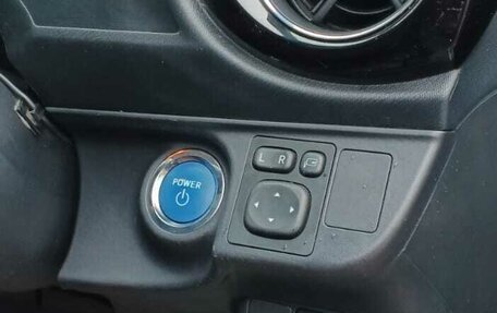 Toyota Aqua I, 2017 год, 1 270 000 рублей, 21 фотография